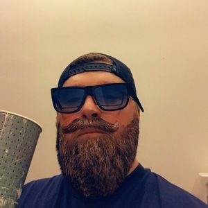 Meet your Posher, Nicholas